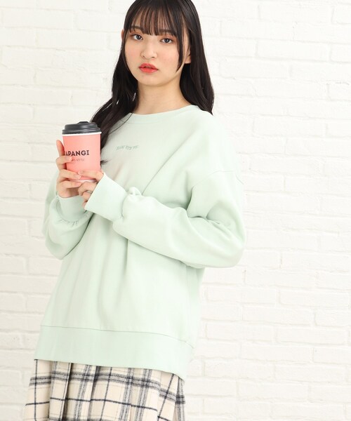 PINK-latte（ピンクラテ）の「◆【130cmサイズあり】着回しバツグン！あったか裏起毛バックラウンドスウェット（スウェット・キッズ・ピンク系/ライトグリーン/チャコールグレー/ライトブルー/オフホワイト・15 /16/13/14）」の17枚目の写真