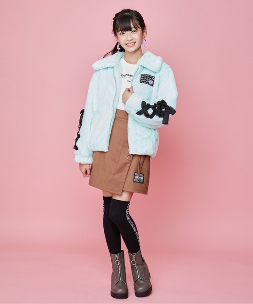 JENNI love(ジェニィラブ)の「裏起毛袖チュール重ねトレーナー(スウェット・キッズ・オフホワイト/サックスブルー/ブラック・130cm/140cm/150cm/160cm)」の4枚目の写真