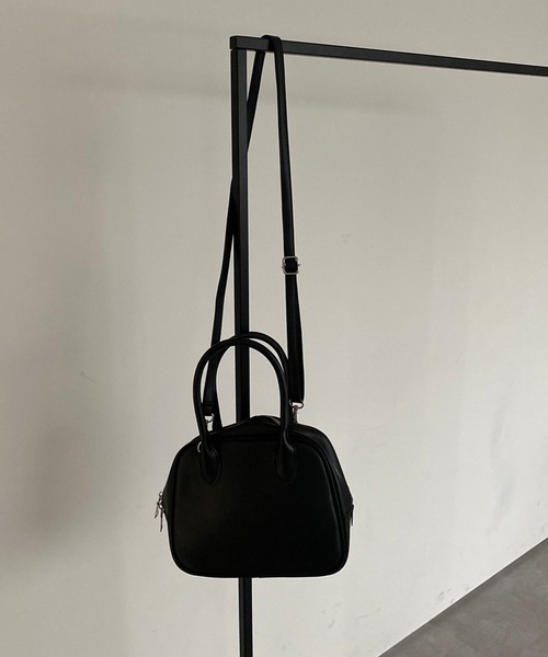 apres jour mignon（アプレジュールミニョン）の「【apresjour mignon×ARIAZ】２WAYボストンバッグ（ボストンバッグ・レディース・ブラック・ONESIZE）」の4枚目の写真