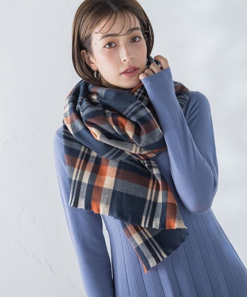 ketty（ケティ）の「タータンチェックストール（マフラー・レディース・ブラウン系その他/ピンク系その他/ブルー系その他/ダークネイビー/グレー系その他/ダークベージュ・FREE）」の19枚目の写真