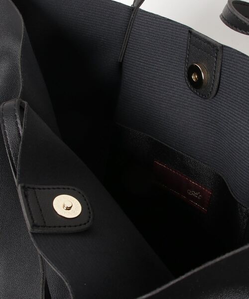 SPRUCE（スプルース）の「EM :  SPRUCE　軽量　シンプル　タックトート　重さ260g！（トートバッグ・レディース・ブラック/ライトグレー/グレイッシュベージュ/モカ・FREE）」の5枚目の写真