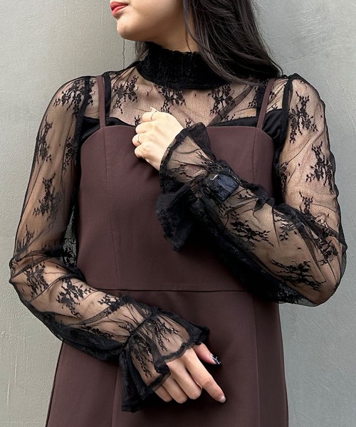 INGNI(イング)の「キャンディー袖ハイネックレーストップス(その他トップス・レディース・ブラック/オフホワイト・M)」の1枚目の写真