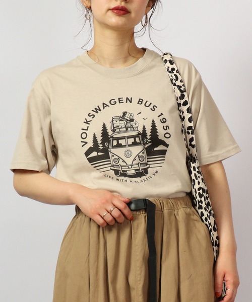 Volkswagen(フォルクスワーゲン)の「VOLKS WAGEN プリントクルーネック半袖Tシャツ(Tシャツ/カットソー・メンズ・グリーン/ブルー系その他/ホワイト系その他/ナチュラル/ホワイト系その他2/ブルー系その他2/ブラック/ホワイト/ライトブルー/ネイビー/ベージュ/ピンク/スミクロ/ホワイト系/ホワイト系1/ピンク系/アイボリー/セージグリーン・M/L/XL/S)」の9枚目の写真