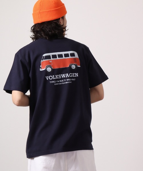 Volkswagen(フォルクスワーゲン)の「VOLKS WAGEN プリントクルーネック半袖Tシャツ(Tシャツ/カットソー・メンズ・グリーン/ブルー系その他/ホワイト系その他/ナチュラル/ホワイト系その他2/ブルー系その他2/ブラック/ホワイト/ライトブルー/ネイビー/ベージュ/ピンク/スミクロ/ホワイト系/ホワイト系1/ピンク系/アイボリー/セージグリーン・M/L/XL/S)」の16枚目の写真