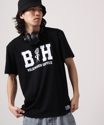 Volkswagen（フォルクスワーゲン）の「VOLKS WAGEN プリントクルーネック半袖Ｔシャツ（Tシャツ/カットソー）」