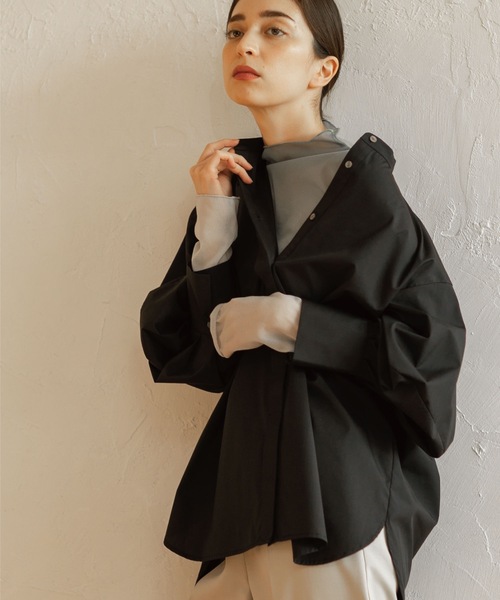 OPAQUE.CLIP（オペークドットクリップ）の「◆バンドカラーボリュームスリーブシャツブラウス【UVケア/イージーケア】（シャツ/ブラウス・レディース・ベージュ系2/ブルー系5/ブラック/ブルー系7/オフホワイト/ホワイト系5・38/36/40/42）」の17枚目の写真