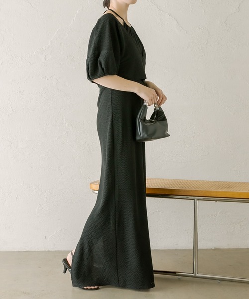 COLLAGE GALLARDAGALANTE(コラージュガリャルダガランテ)の「【OT】ホルターネックセットワンピース/マルチウェイ/2点セットアイテム(ワンピース・レディース・ブラック/ブラウン/ブルー・FREE)」の21枚目の写真