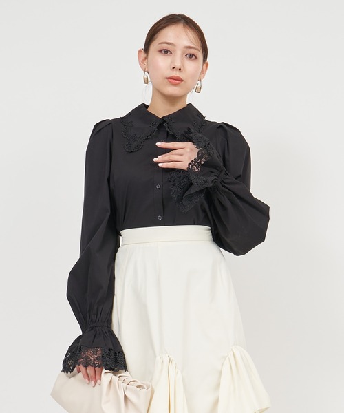 ROYAL PARTY(ロイヤルパーティー)の「レーストリミングブラウス(シャツ/ブラウス・レディース・オフホワイト/イエロー/ブラック・FREE)」の1枚目の写真