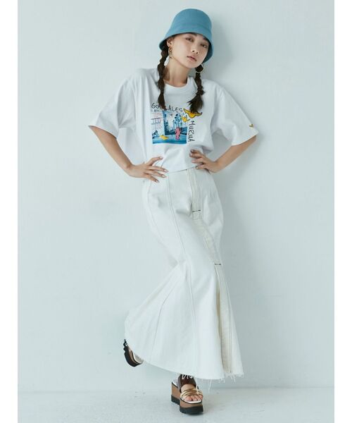 Mark Gonzales（マーク・ゴンザレス）の「MURUA×(What it isNt)ART BY MARK GONZALES フロントフォトTシャツ（Tシャツ/カットソー・レディース・ホワイト/ダークグレー・FREE）」の10枚目の写真