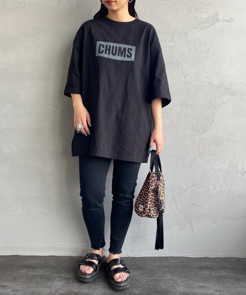 CHUMS（チャムス）の「[CHUMS/チャムス] ヘビーウェイト チャムスロゴプリントTシャツ（Tシャツ/カットソー・レディース・ホワイト/ブラック/グレイッシュベージュ・M/L/XL）」の4枚目の写真