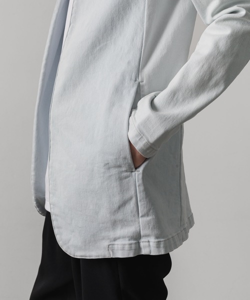 ATTACHMENT（アタッチメント）の「スーピマコットン ストレッチデニム カラーレスジャケット / SUPIMA CO STRETCH DENIM COLLARLESS JACKET（ノーカラージャケット・メンズ・ネイビー系/ブラック・3/2/1/4）」の7枚目の写真