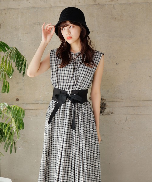 LADYMADE スクエアショルダープリーツシャツワンピース　ブラック LADYMADE（レディメイド）の「スクエアショルダープリーツシャツ