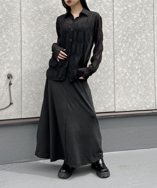 LVEU.(ラブユ.)の「【ZOZOTOWN限定】Shirring sheer shirt / シャーリングシアーシャツ(シャツ/ブラウス・レディース・ブラック/アイボリー・FREE)」の3枚目の写真