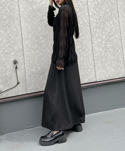 LVEU.(ラブユ.)の「【ZOZOTOWN限定】Shirring sheer shirt / シャーリングシアーシャツ(シャツ/ブラウス・レディース・ブラック/アイボリー・FREE)」の6枚目の写真