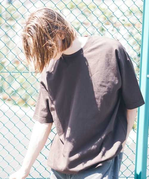 LOS ANGELES APPAREL(ロサンゼルスアパレル)の「【Los Angeles Apparel /ロサンゼルス アパレル】6.5 oz S/S GarmentDye T-Shirt 1801GD ヘビーウェイト Tシャツ MADE IN USA(Tシャツ/カットソー・メンズ・クリアブルー/アーミー/ブラック/アッシュグレー/ダークブラウン/ライトグリーン/ブラック系その他/カーキブラウン/パープル系その他/ライトグレー/オレンジ/ネイビー/ホワイト/パープル・MEDIUM/XX-LARGE/X-LARGE/LARGE/SMALL)」の6枚目の写真