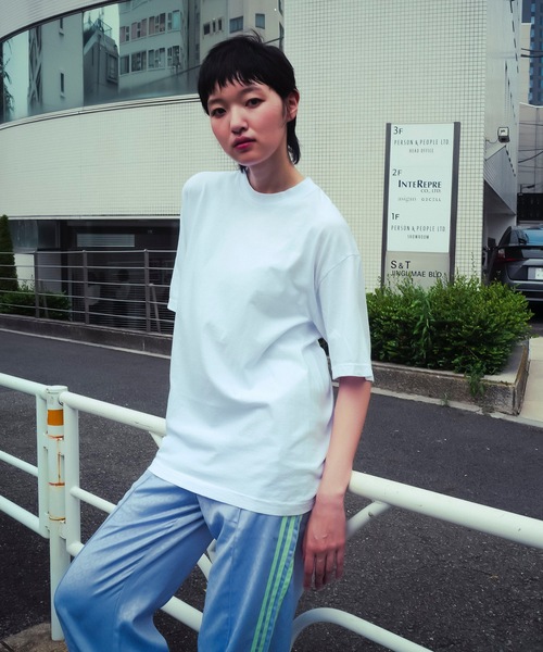 LOS ANGELES APPAREL(ロサンゼルスアパレル)の「【Los Angeles Apparel /ロサンゼルス アパレル】6.5 oz S/S GarmentDye T-Shirt 1801GD ヘビーウェイト Tシャツ MADE IN USA(Tシャツ/カットソー・メンズ・クリアブルー/アーミー/ブラック/アッシュグレー/ダークブラウン/ライトグリーン/ブラック系その他/カーキブラウン/パープル系その他/ライトグレー/オレンジ/ネイビー/ホワイト/パープル・MEDIUM/XX-LARGE/X-LARGE/LARGE/SMALL)」の16枚目の写真