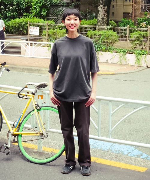 LOS ANGELES APPAREL(ロサンゼルスアパレル)の「【Los Angeles Apparel /ロサンゼルス アパレル】6.5 oz S/S GarmentDye T-Shirt 1801GD ヘビーウェイト Tシャツ MADE IN USA(Tシャツ/カットソー・メンズ・クリアブルー/アーミー/ブラック/アッシュグレー/ダークブラウン/ライトグリーン/ブラック系その他/カーキブラウン/パープル系その他/ライトグレー/オレンジ/ネイビー/ホワイト/パープル・MEDIUM/XX-LARGE/X-LARGE/LARGE/SMALL)」の18枚目の写真