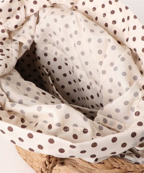 SVEC（シュベック）の「ドット柄×雑材 かごバッグ（かごバッグ・レディース・ベージュ/ホワイト・FREE）」の3枚目の写真