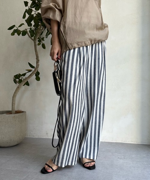 OFF-WHITE 側章ストライプパンツ 未使用 定価10万円 size33 OFF-WHITE 側章ストライプパンツ 未使用 定価10万円 size33