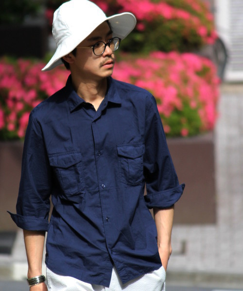 417 EDIFICE(フォーワンセブンエディフィス)の「◇80/-ナチュラルコットンミリタリー 7/S シャツ(シャツ/ブラウス・メンズ・カーキ/ネイビー/ホワイト/ベージュ・MEDIUM/SMALL/LARGE)」の1枚目の写真