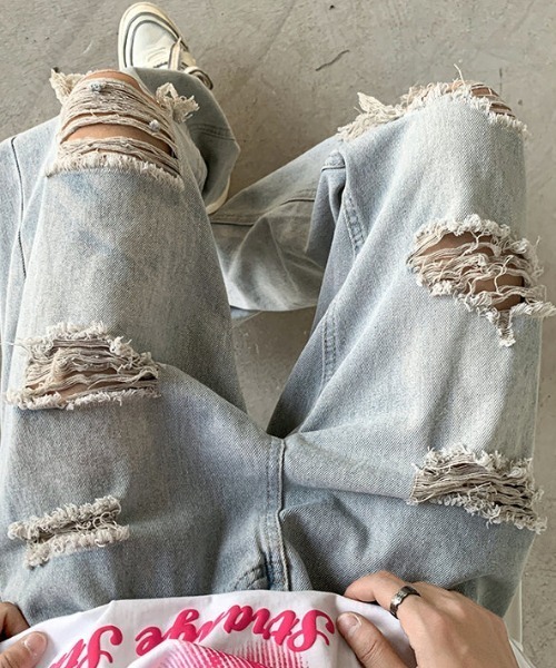 MGV(エムジーヴィー)の「ダメージブルーデニム(デニムパンツ・メンズ・ブルー・MEDIUM/LARGE/X-LARGE)」の6枚目の写真