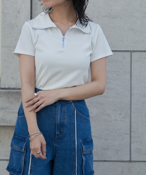 COLONY 2139(コロニートゥーワンスリーナイン)の「WEB・一部店舗限定 / ハーフジップリブTシャツ(Tシャツ/カットソー・レディース・オフホワイト/ブラック/サックスブルー・FREE)」の13枚目の写真