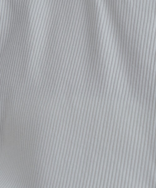 COLONY 2139(コロニートゥーワンスリーナイン)の「WEB・一部店舗限定 / ハーフジップリブTシャツ(Tシャツ/カットソー・レディース・オフホワイト/ブラック/サックスブルー・FREE)」の11枚目の写真