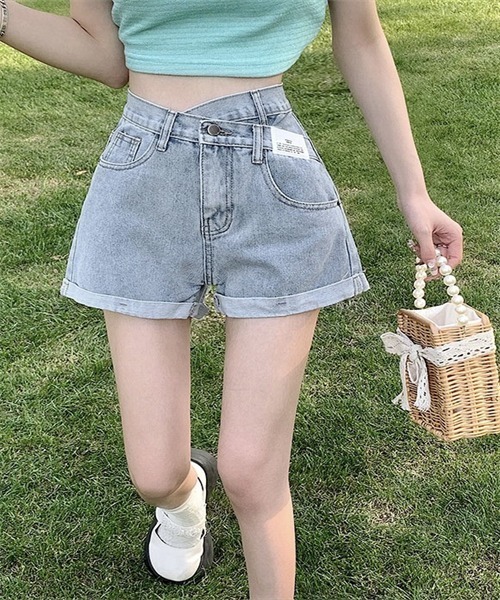 FREE STYLISTS（フリー スタイリスト）の「ウエストデザインデニムショートパンツ（デニムパンツ・レディース・ブラック/サックスブルー・S/M/L/XL/2XL）」の5枚目の写真