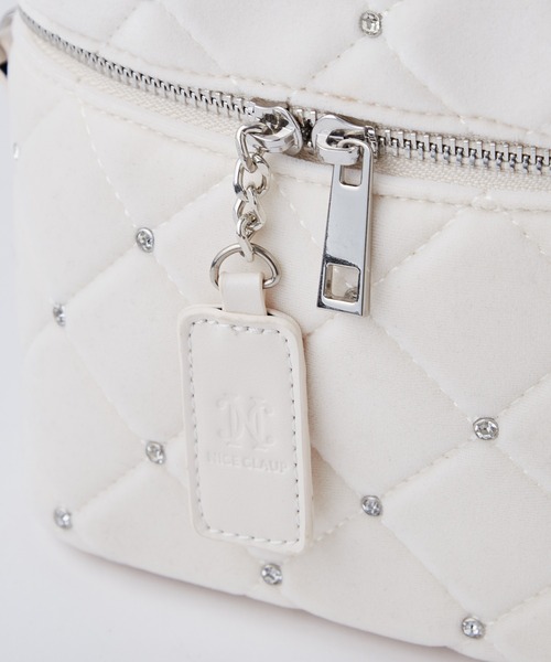 one after another NICE CLAUP（ワンアフターアナザーナイスクラップ）の「ベロアキルティングバニティーショルダー（ショルダーバッグ・レディース・ピンク/ブラック/アイボリー・FREE）」の10枚目の写真