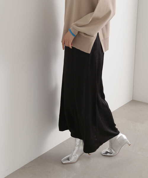 N.（N. Natural Beauty Basic）（エヌエヌナチュラルビューティーベーシック）の「クラッシュサテンスカート（スカート・レディース・ホワイト/ベージュ/ブラック・MEDIUM）」の22枚目の写真