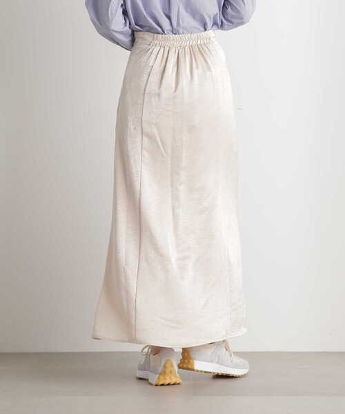 N.（N. Natural Beauty Basic）（エヌエヌナチュラルビューティーベーシック）の「クラッシュサテンスカート（スカート・レディース・ホワイト/ベージュ/ブラック・MEDIUM）」の6枚目の写真