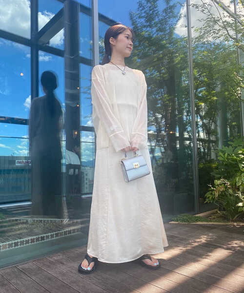 N.（N. Natural Beauty Basic）（エヌエヌナチュラルビューティーベーシック）の「クラッシュサテンスカート（スカート・レディース・ホワイト/ベージュ/ブラック・MEDIUM）」の11枚目の写真