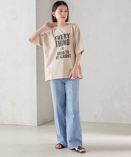 ＋81BRANCA（ハチイチブランカ）の「【SHIPS別注】81BRANCA:5分袖 ロゴ TEE 24SS（Tシャツ/カットソー・レディース・オフホワイト/ダークグレー/ベージュ/チャコールグレー・ONE SIZE）」の5枚目の写真
