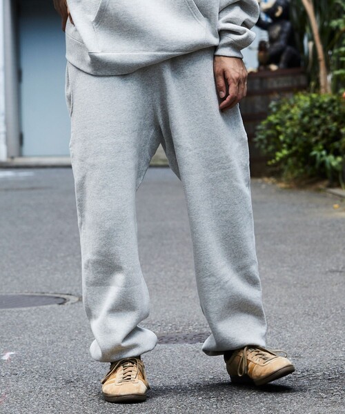 FREAK'S STORE(フリークスストア)の「限定展開 12oz ヘビーウェイト リラックスフィット スウェットパンツ/セットアップ対応(スウェットパンツ・メンズ・ブラック/ネイビー/アッシュグレー・MEDIUM/SMALL/LARGE)」の17枚目の写真