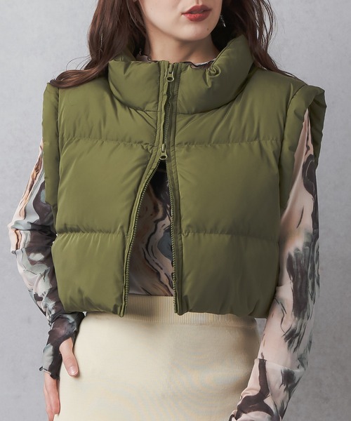 Lull（ルル）の「【Lull / ルル】 中綿ショートダウンベスト（ベスト・レディース・アイボリー/ブルー/オリーブ/ブラック/グレイッシュベージュ/スモークピンク・ONESIZE）」の18枚目の写真