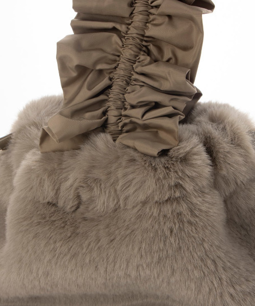 cache cache（カシュ カシュ）の「カシュカシュ cachecache / フリルハンドルエコファー巾着バッグ（トートバッグ・レディース・グレー/ブラック/ベージュ系その他/ブルー/オレンジ・FREE）」の18枚目の写真