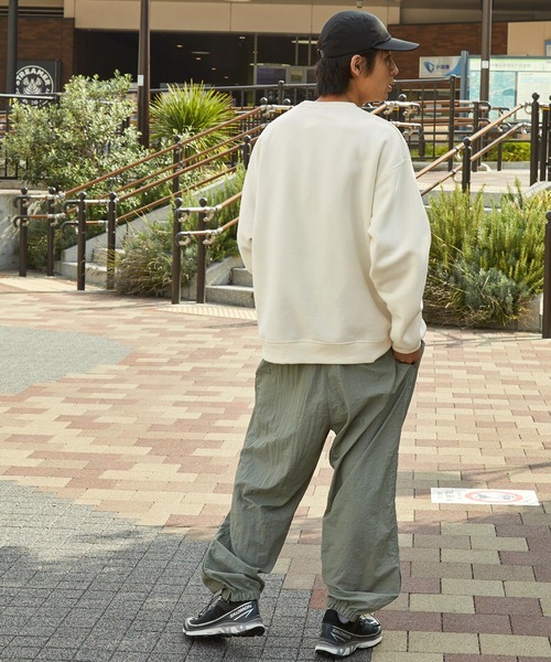 GERRY(ジェリー)の「GERRY/ジェリー 別注 ピスネーム/ロゴ刺繍 ビッグシルエット裏起毛クルーネックスウェット(スウェット・メンズ・ブラック/オフホワイト/アッシュグレー/オリーブ/ネイビー・M/L)」の10枚目の写真