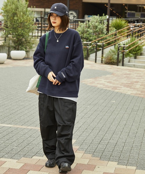 GERRY(ジェリー)の「GERRY/ジェリー 別注 ピスネーム/ロゴ刺繍 ビッグシルエット裏起毛クルーネックスウェット(スウェット・メンズ・ブラック/オフホワイト/アッシュグレー/オリーブ/ネイビー・M/L)」の16枚目の写真