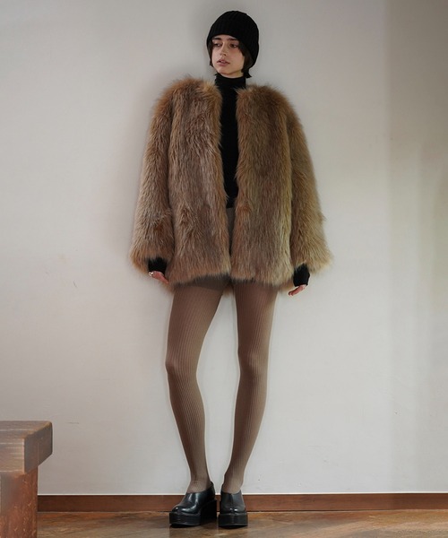 CLANE（クラネ）の「NO COLLAR VOLUME ECO FUR COAT（ノーカラーコート・レディース・ベージュ/アイボリー・1/2）」の10枚目の写真