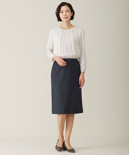 J.PRESS Ladies(J.プレス レディス)の「プリーツシフォン カットソー(Tシャツ/カットソー・レディース・ベージュ系/ホワイト系・SMALL)」の5枚目の写真