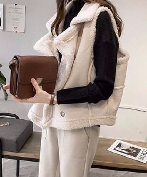 Primazel（プリマゼル）の「フェイクムートンもこもこボアファーベスト（その他アウター・レディース・アイボリー/モカ/キャメル・M）」の18枚目の写真