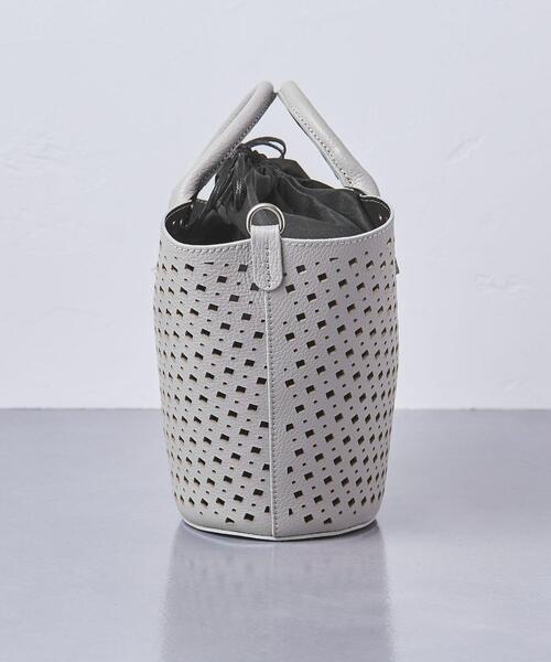 UNITED ARROWS(ユナイテッドアローズ)の「カットワーク トートバッグ(トートバッグ・レディース・ライトグレー/ブラック・FREE)」の11枚目の写真