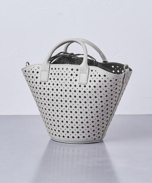 UNITED ARROWS(ユナイテッドアローズ)の「カットワーク トートバッグ(トートバッグ・レディース・ライトグレー/ブラック・FREE)」の13枚目の写真