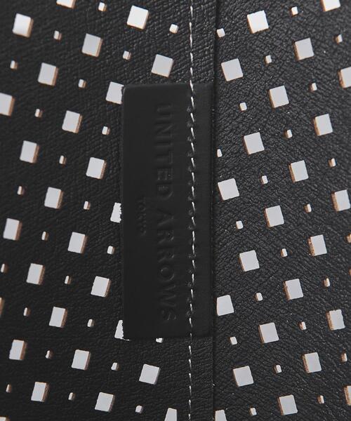 UNITED ARROWS(ユナイテッドアローズ)の「カットワーク トートバッグ(トートバッグ・レディース・ライトグレー/ブラック・FREE)」の19枚目の写真