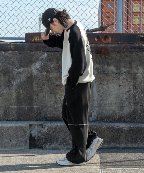 kutir(クティール)の「配色ラグランストリートロゴビッグニット(ニット/セーター・メンズ・ブラック系その他/ネイビー系/ネイビー/ブラック・MEDIUM/LARGE)」の11枚目の写真