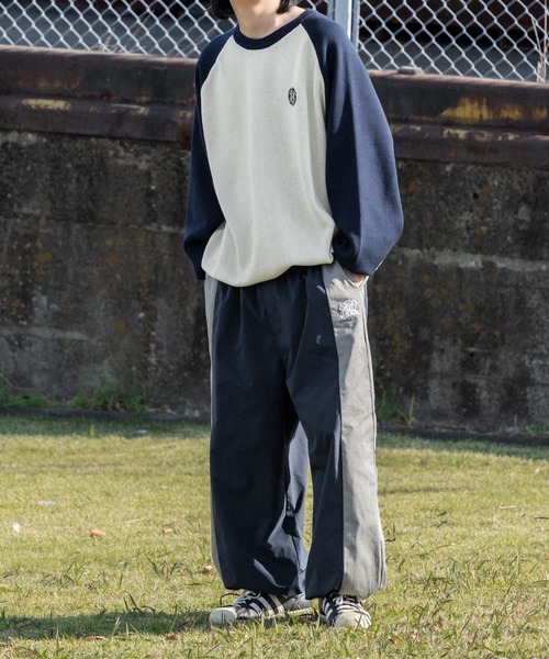 kutir(クティール)の「配色ラグランストリートロゴビッグニット(ニット/セーター・メンズ・ブラック系その他/ネイビー系/ネイビー/ブラック・MEDIUM/LARGE)」の22枚目の写真