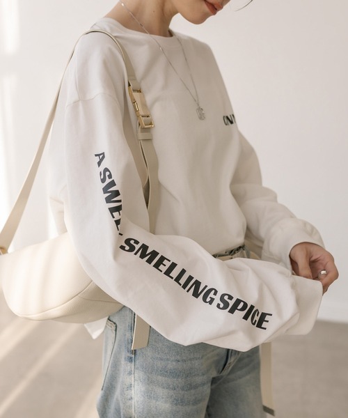 RIVE DROITE（リヴドロワ）の「MONN.:.(モン)/CINNAMONＴシャツ（Tシャツ/カットソー・レディース・ホワイト/サックスブルー・FREE）」の2枚目の写真