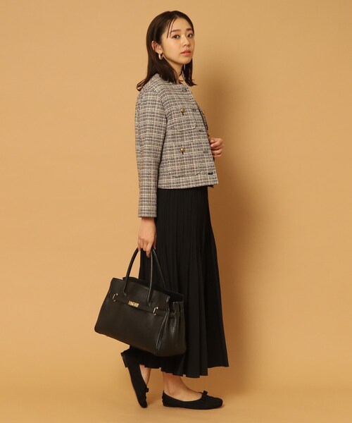 DRESSTERIOR（ドレステリア）の「◆AULENTTI（オウレンティ）金具付きレザートート（トートバッグ・レディース・ブラック・00）」の3枚目の写真