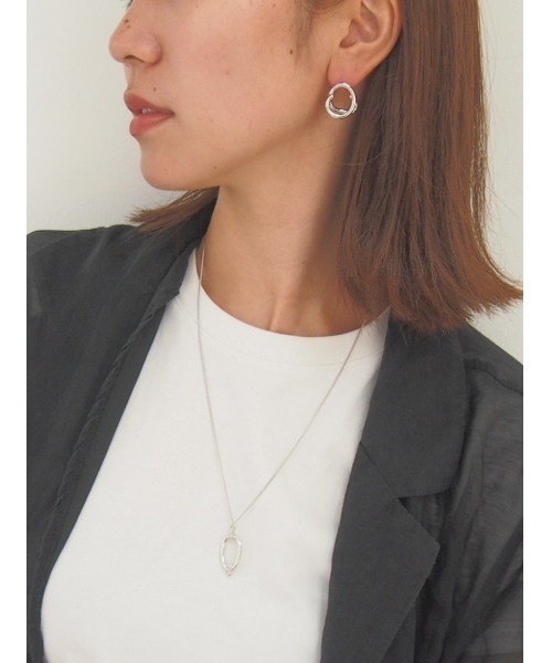 mille blanc(ミルブラン)の「【ニッケルフリー】 ボリュームメタルピアス 日本製(ピアス(両耳用)・レディース・ゴールド系その他2/ゴールド系その他/シルバー系その他/ゴールド/シルバー系その他2/シルバー・FREE)」の13枚目の写真