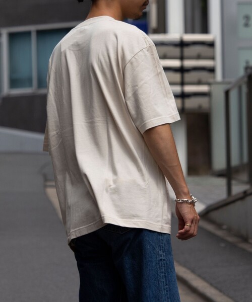 GLOSTER（グロスター）の「【限定展開】【GLOSTER/グロスター】ベーシック クルーネックTシャツ（Tシャツ/カットソー・メンズ・オフホワイト/ブラック/ピンク/ベージュ・S/M/L/XL）」の19枚目の写真